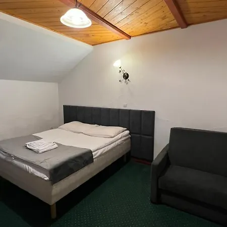 Alojamento de Acomodação e Pequeno-almoço Larysa Agro