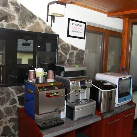 Alojamento de Acomodação e Pequeno-almoço Larysa Agro 3*