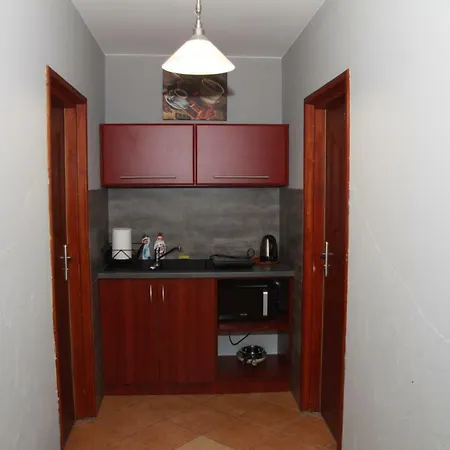 Larysa Agro Alojamento de Acomodação e Pequeno-almoço 3*