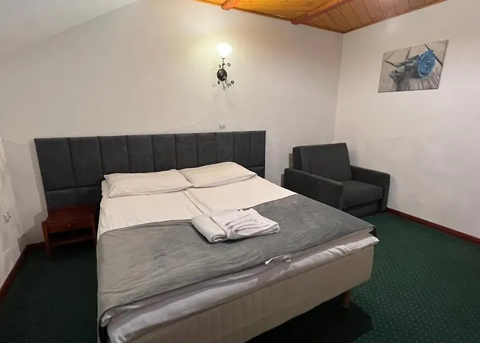 Larysa Agro Bed & Breakfast