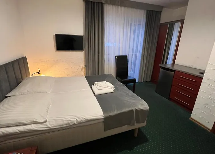 Larysa Agro Bed & Breakfast